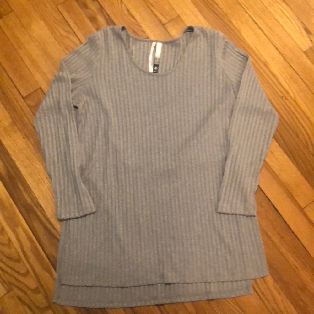 Kenzie Gray Tunic - Size L